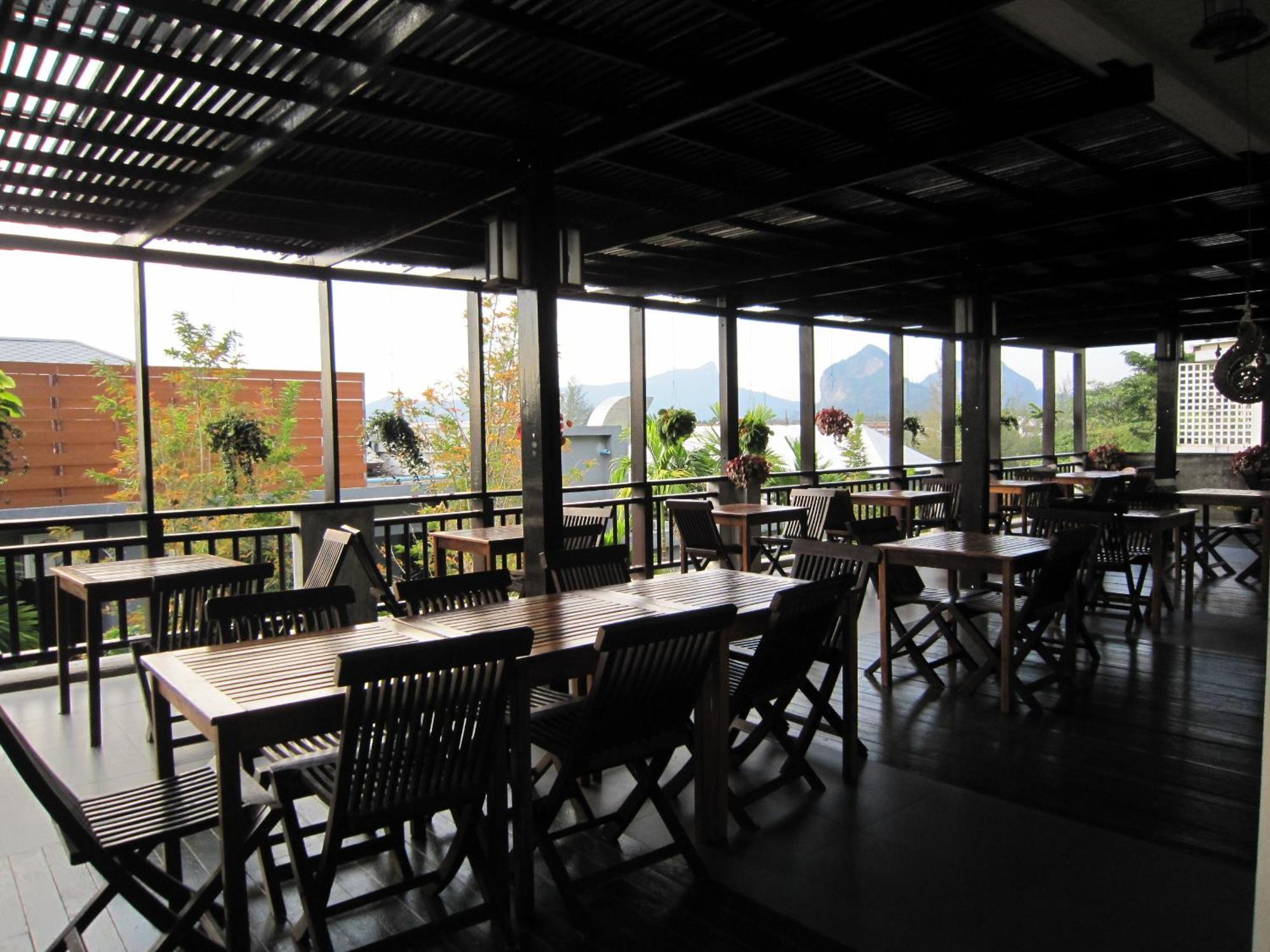 Royal Nakara Ao Nang Hotel Exterior photo