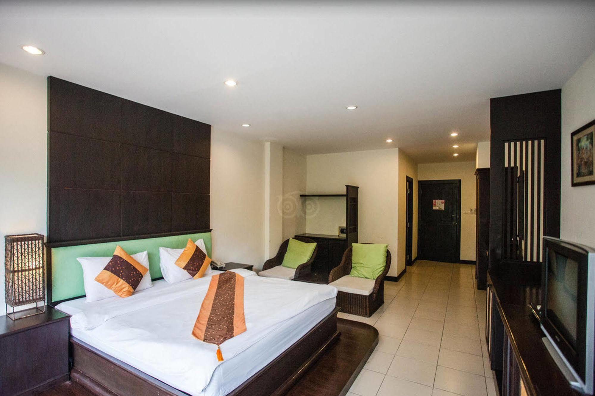 Royal Nakara Ao Nang Hotel Exterior photo